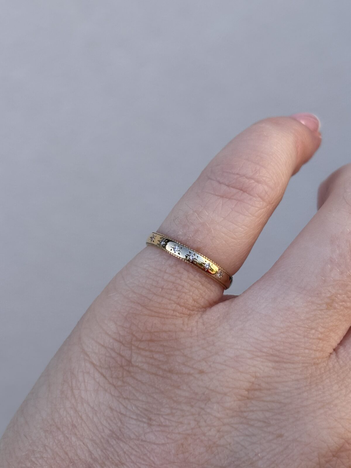9ct Yellow Gold Star-set Diamond Band view 3