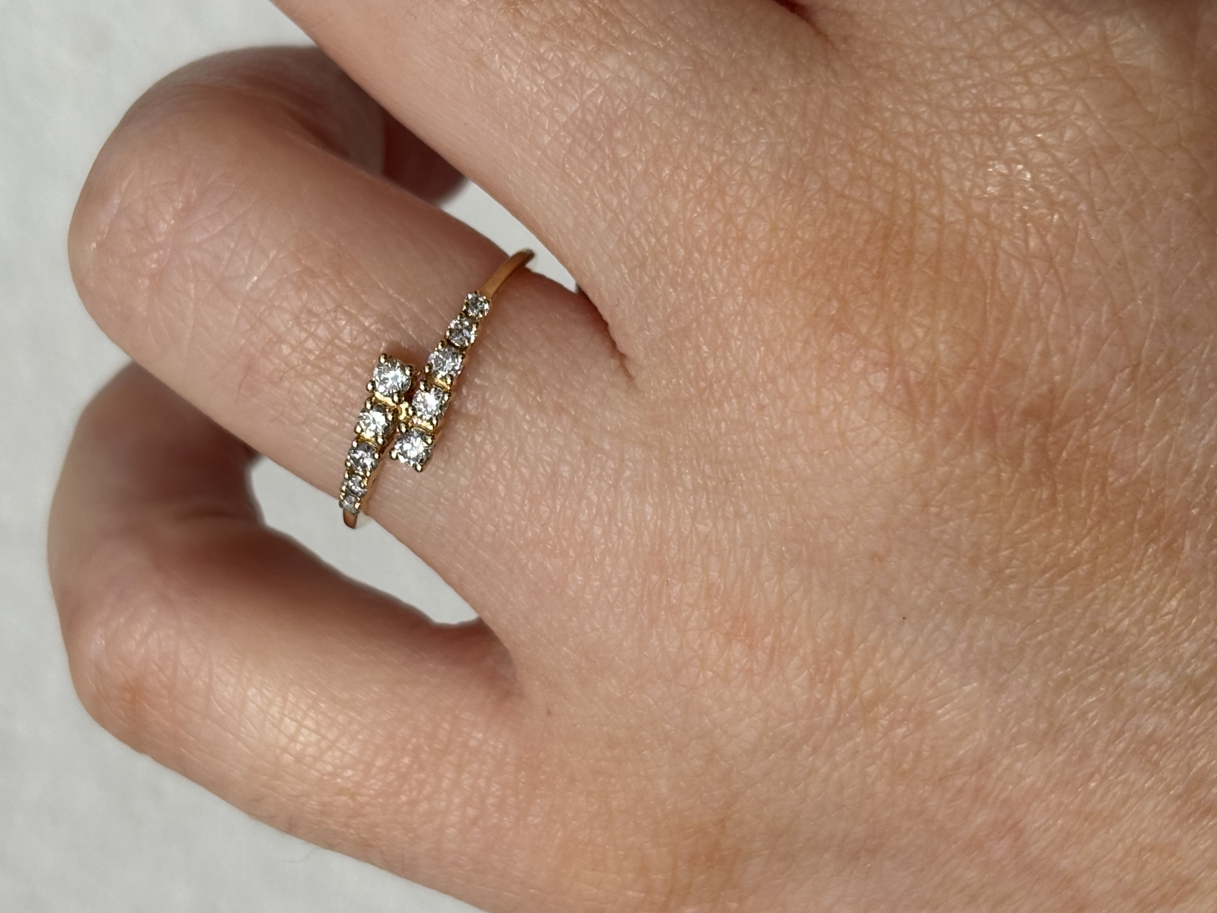 18ct Yellow Gold Diamond Crossover Band view 4