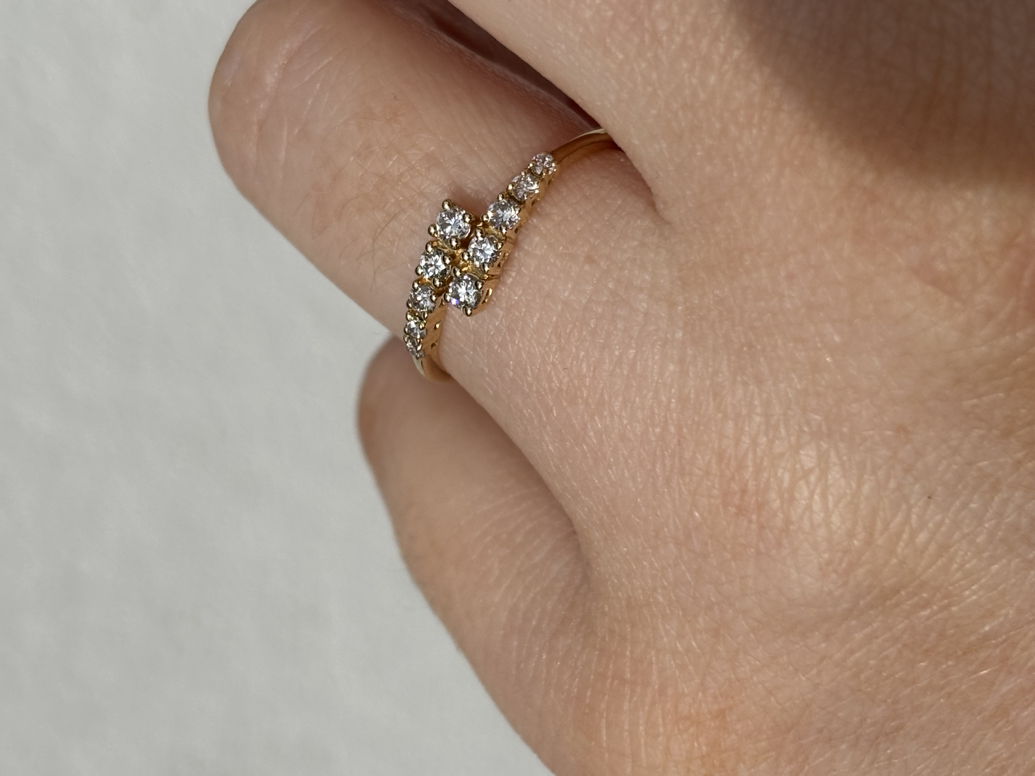 18ct Yellow Gold Diamond Crossover Band view 3
