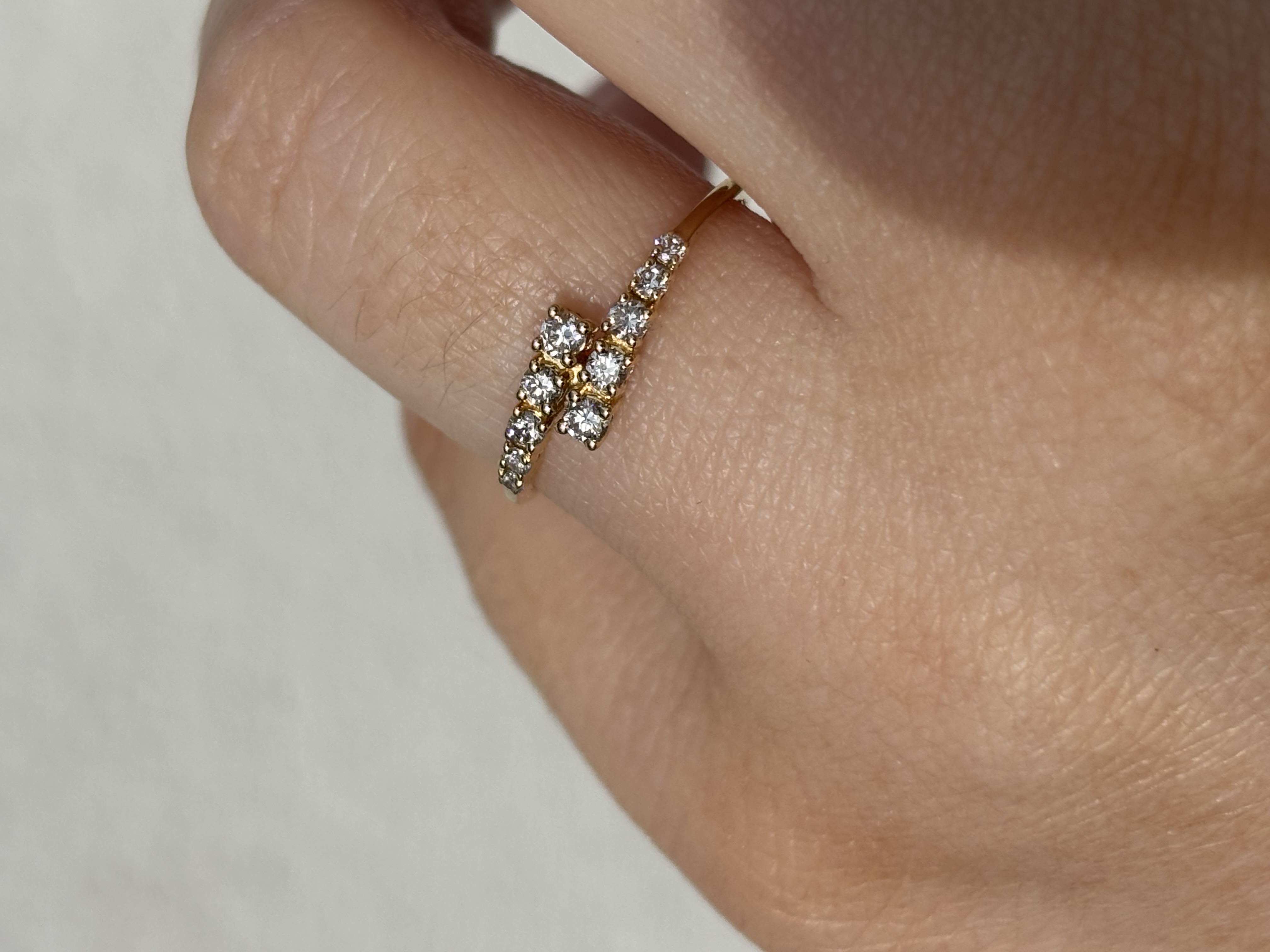 18ct Yellow Gold Diamond Crossover Band view 2