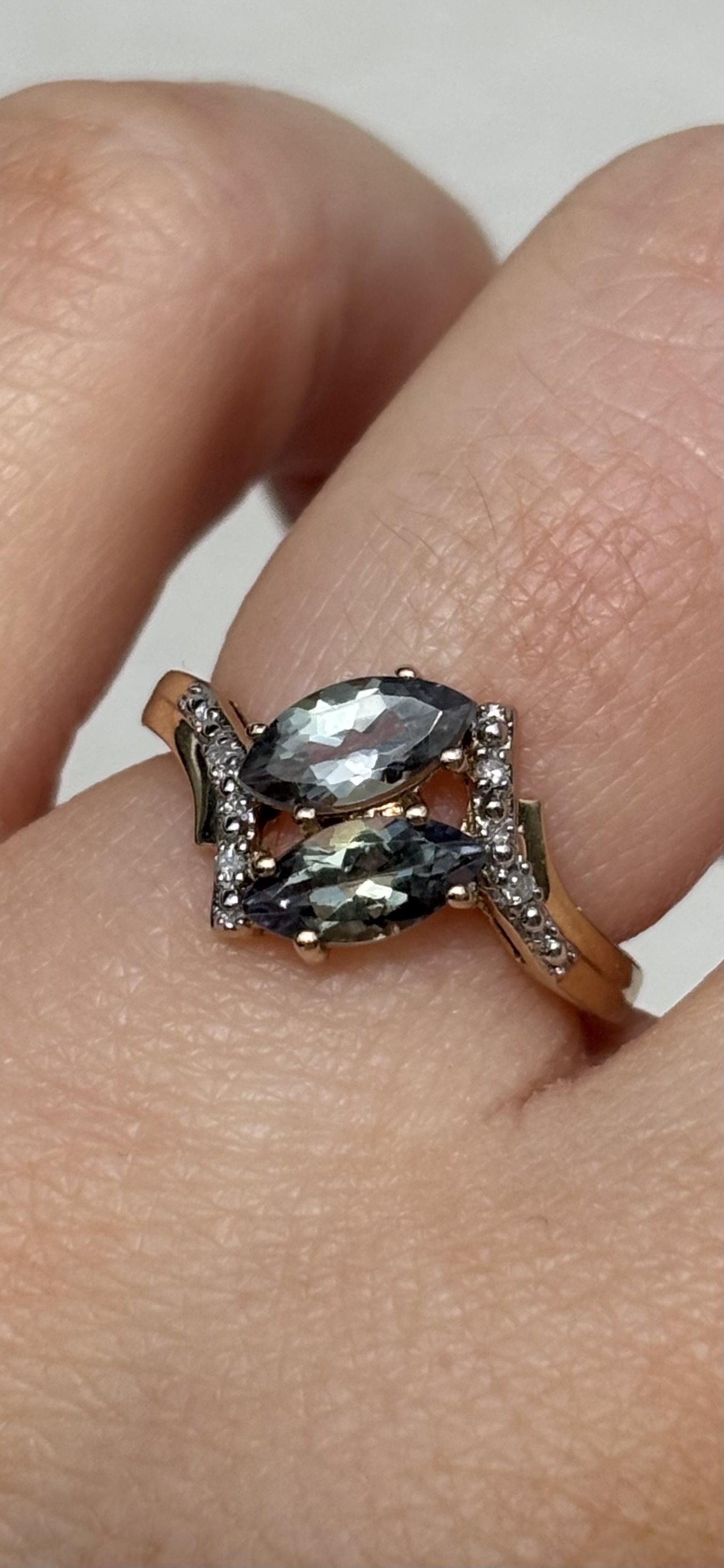 9ct Yellow Gold Tourmaline and Diamond Ring view 4