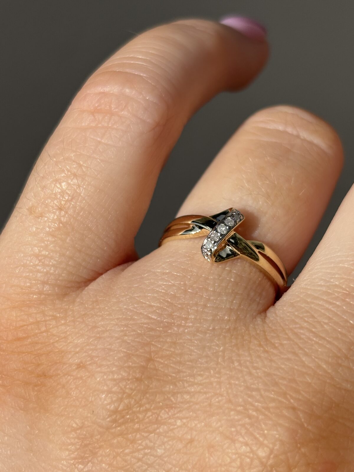 9ct Yellow Gold Diamond Knot Ring view 4