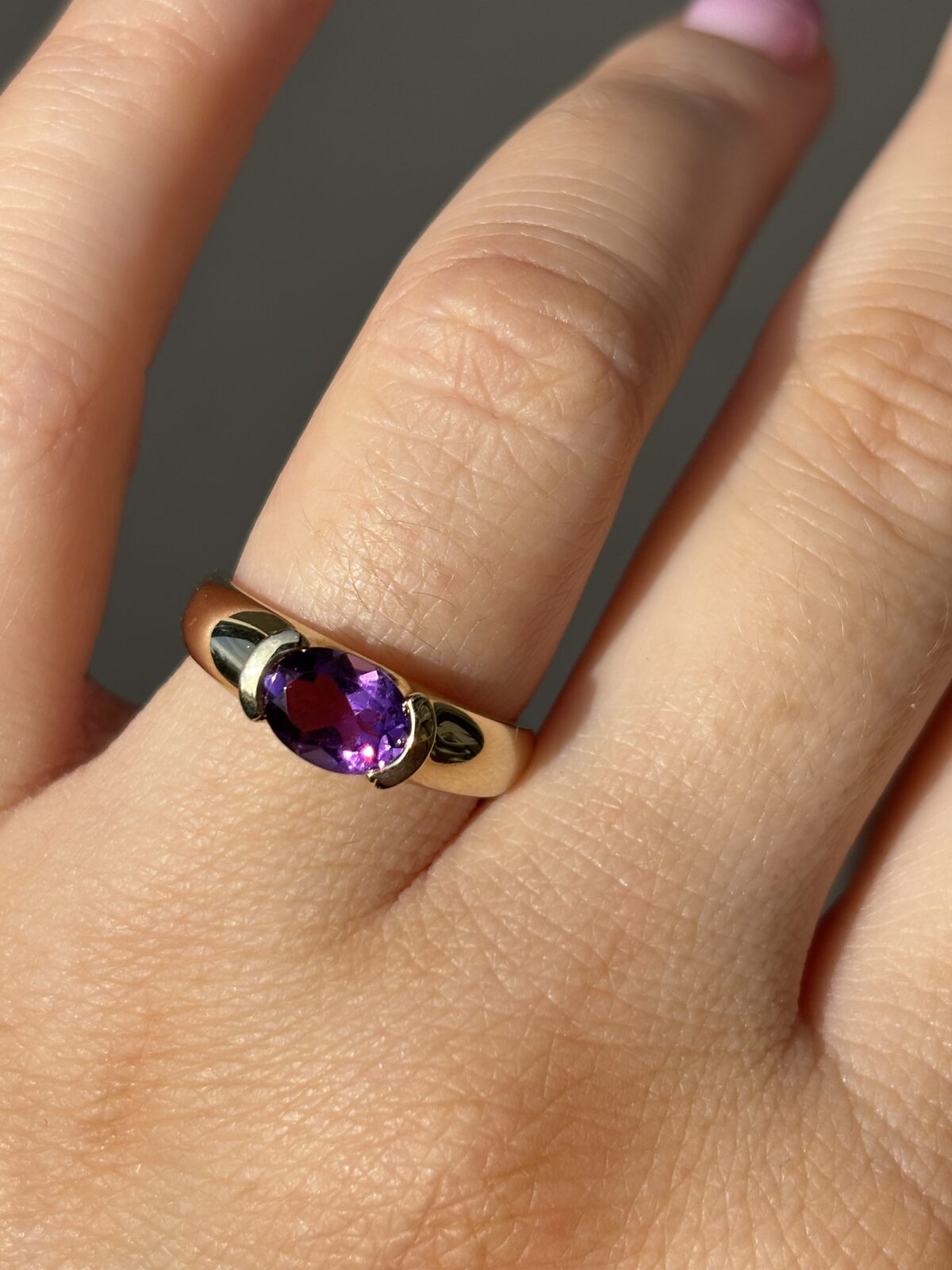 9ct Yellow Gold Half-bezel Amethyst Ring view 3