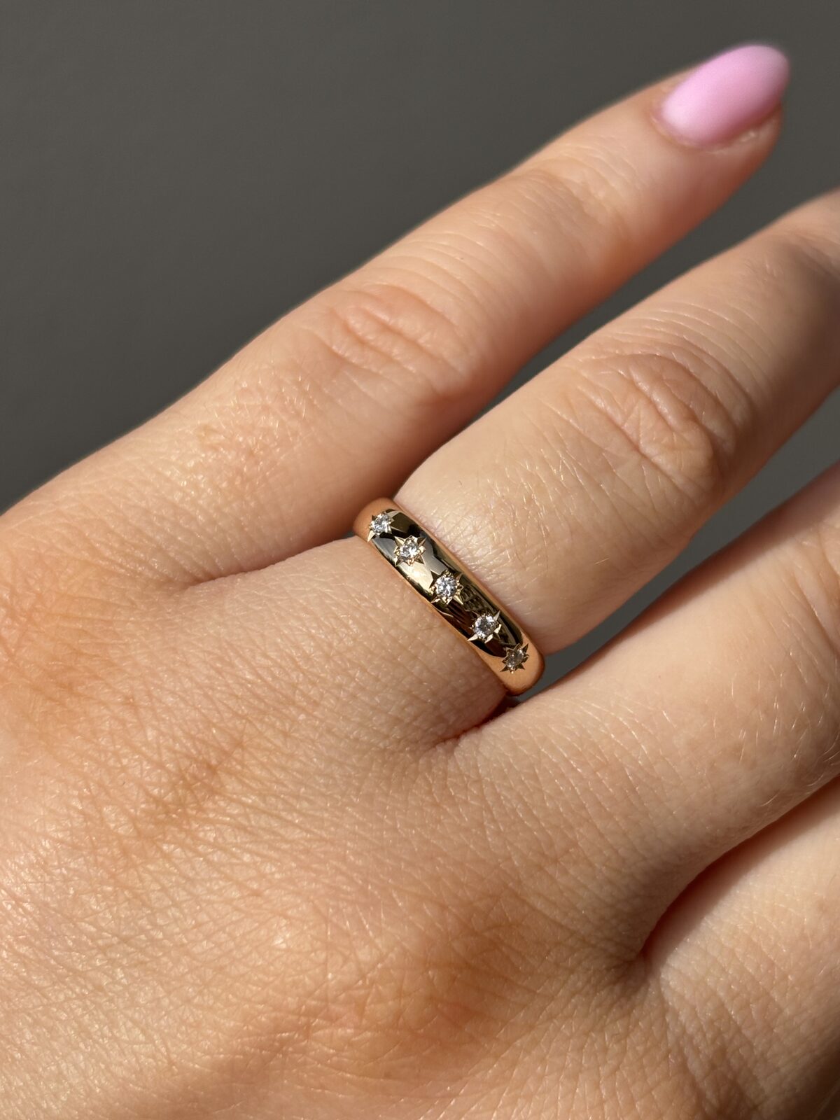 18ct Yellow Gold Antique Gold Diamond Band view 4