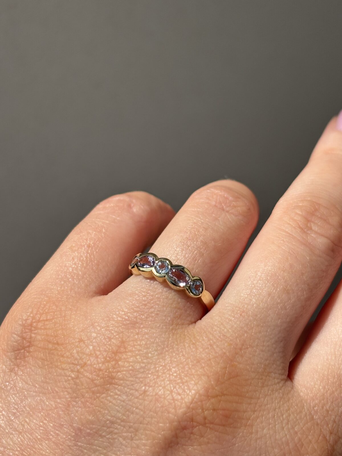 9ct Yellow Gold Topaz and Amethyst Ring view 2